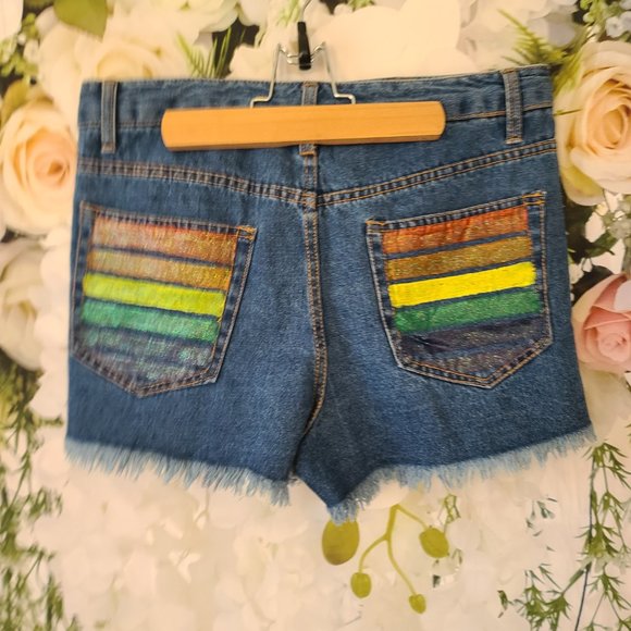 Forever 21 High rise jean shorts with Pride/Rainbow painted pockets - Picture 2 of 5
